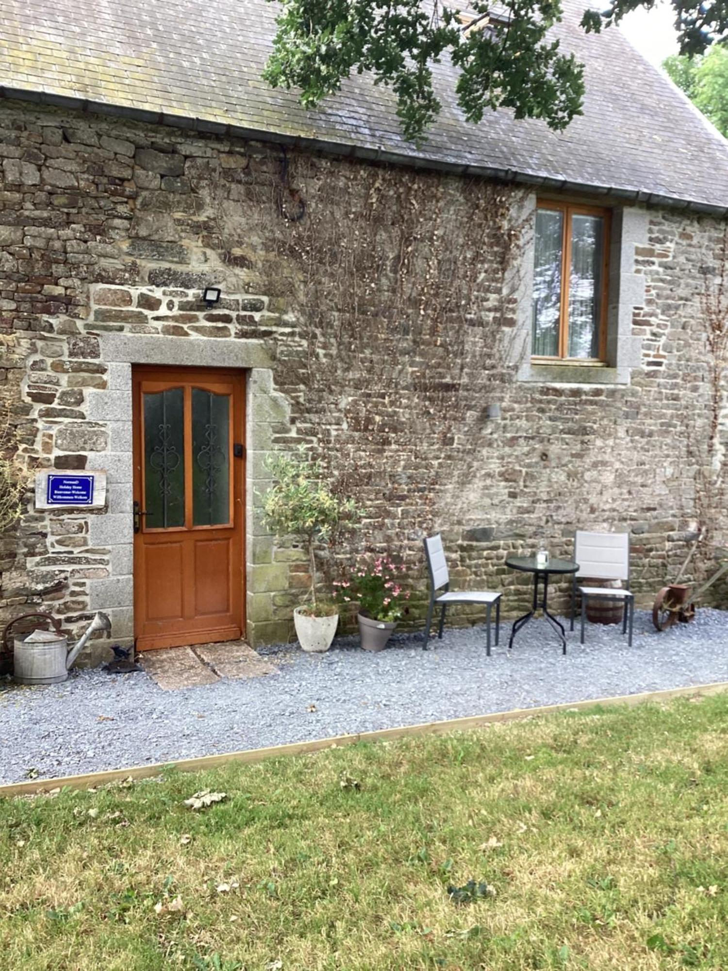 Normand Holiday Home - Vire Calvados Relaxing Rural Retreat Le Reculey Bagian luar foto